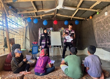 Provision of food security assistance to the forcibly displaced people while delivering immediate emergency aid to the earthquake-affected population in NW Syria.